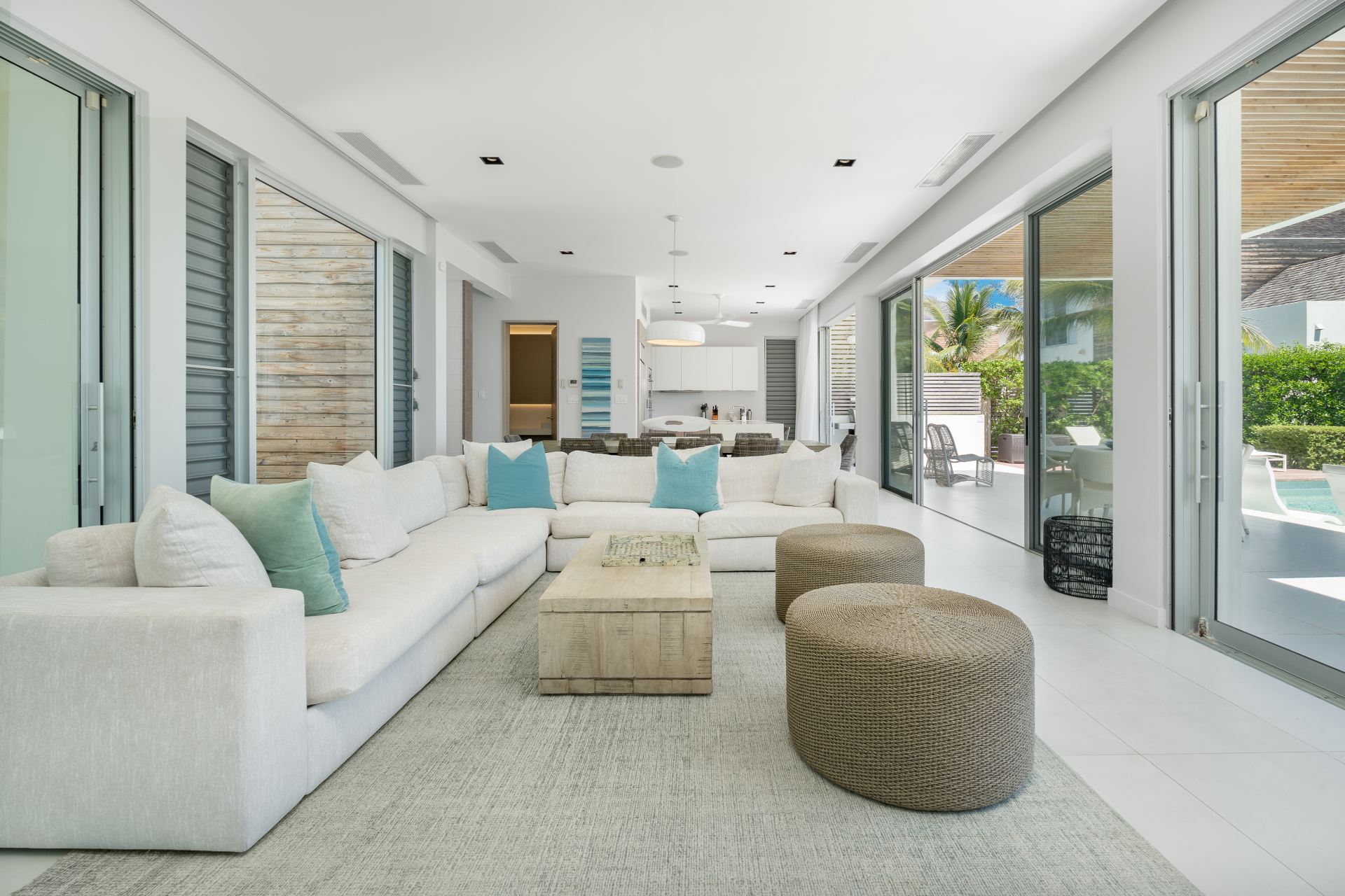 Villa Hyperion - Long Bay Beach