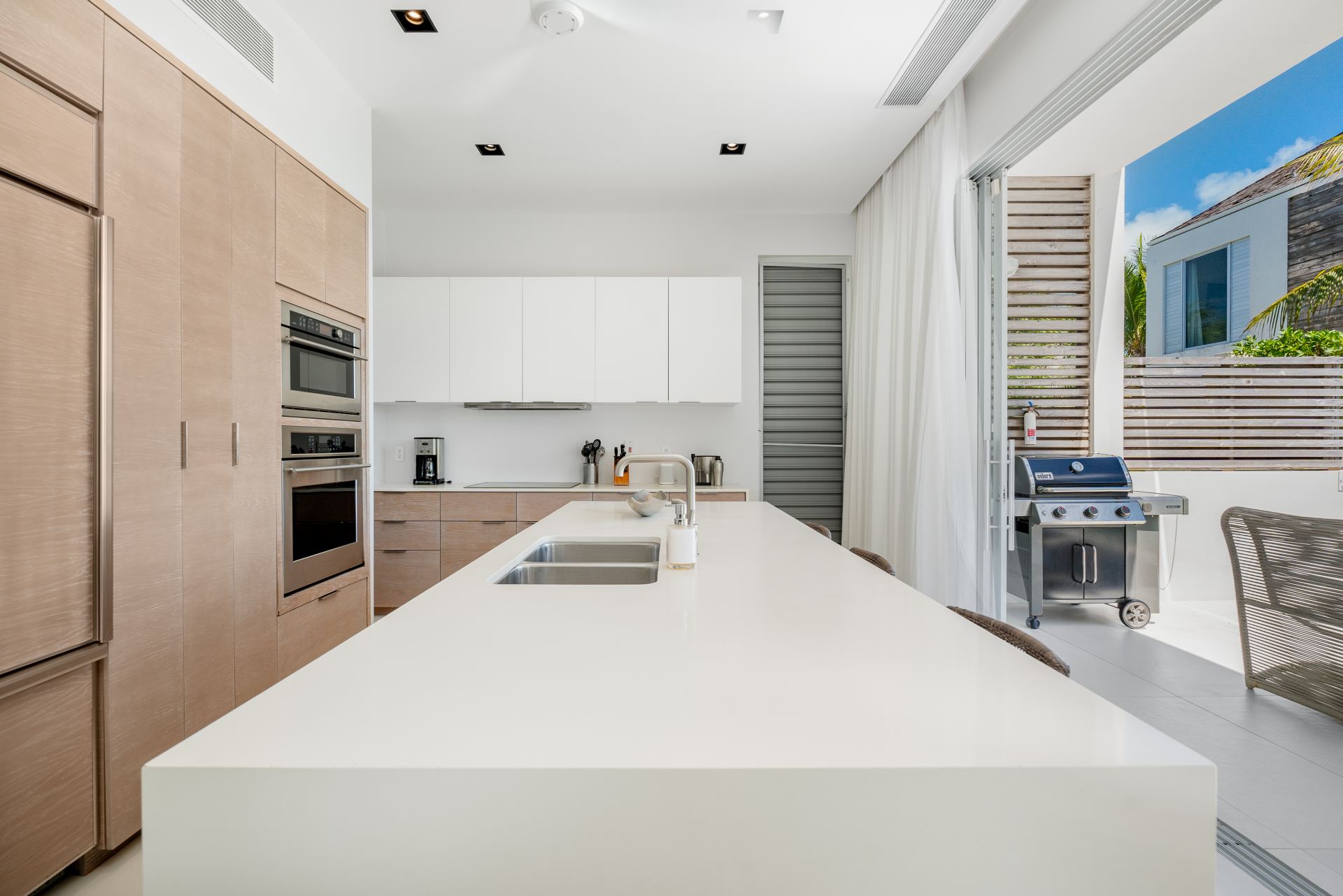 Villa Hyperion - Long Bay Beach