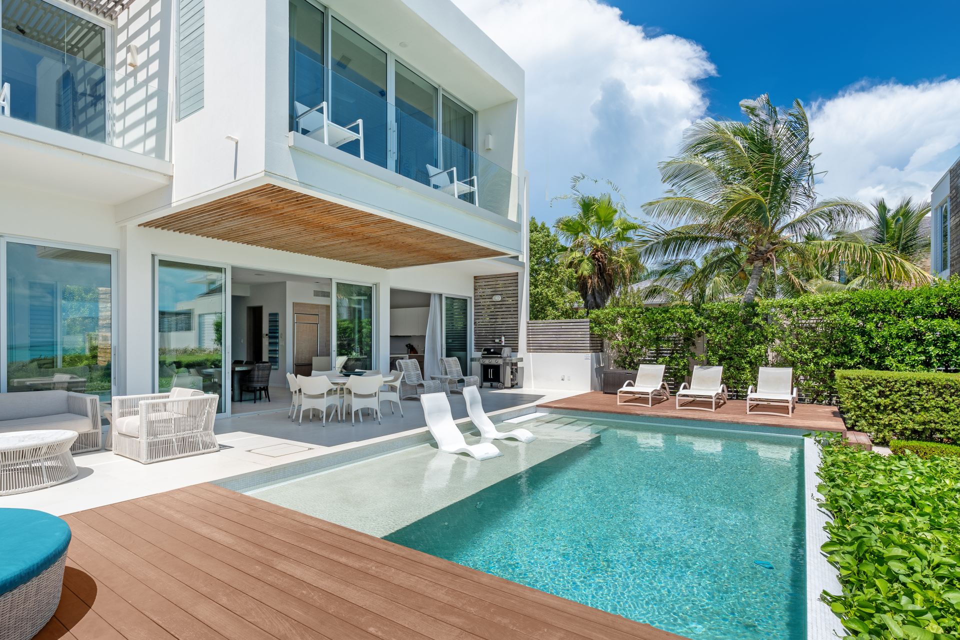 Villa Hyperion - Long Bay Beach