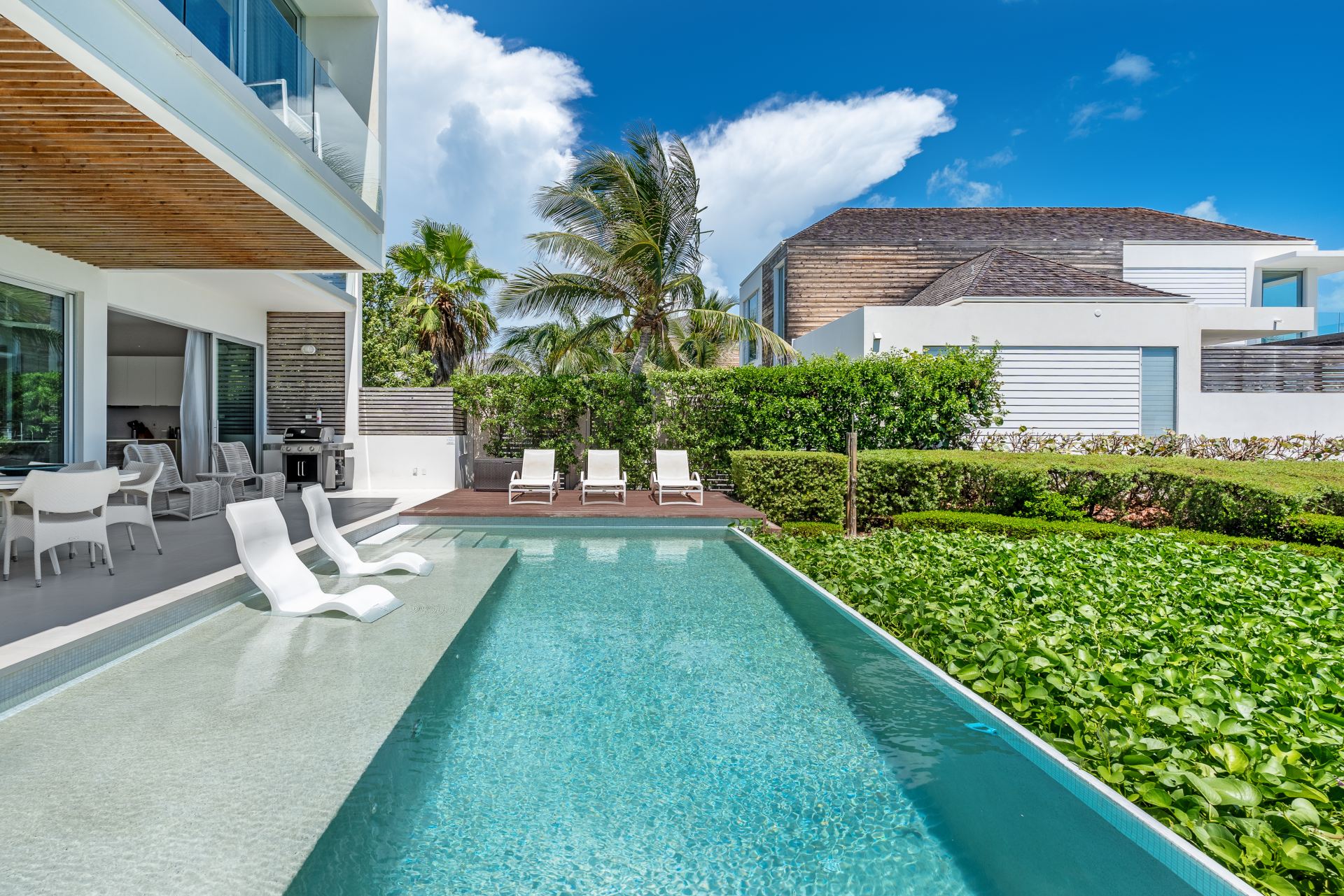 Villa Hyperion - Long Bay Beach