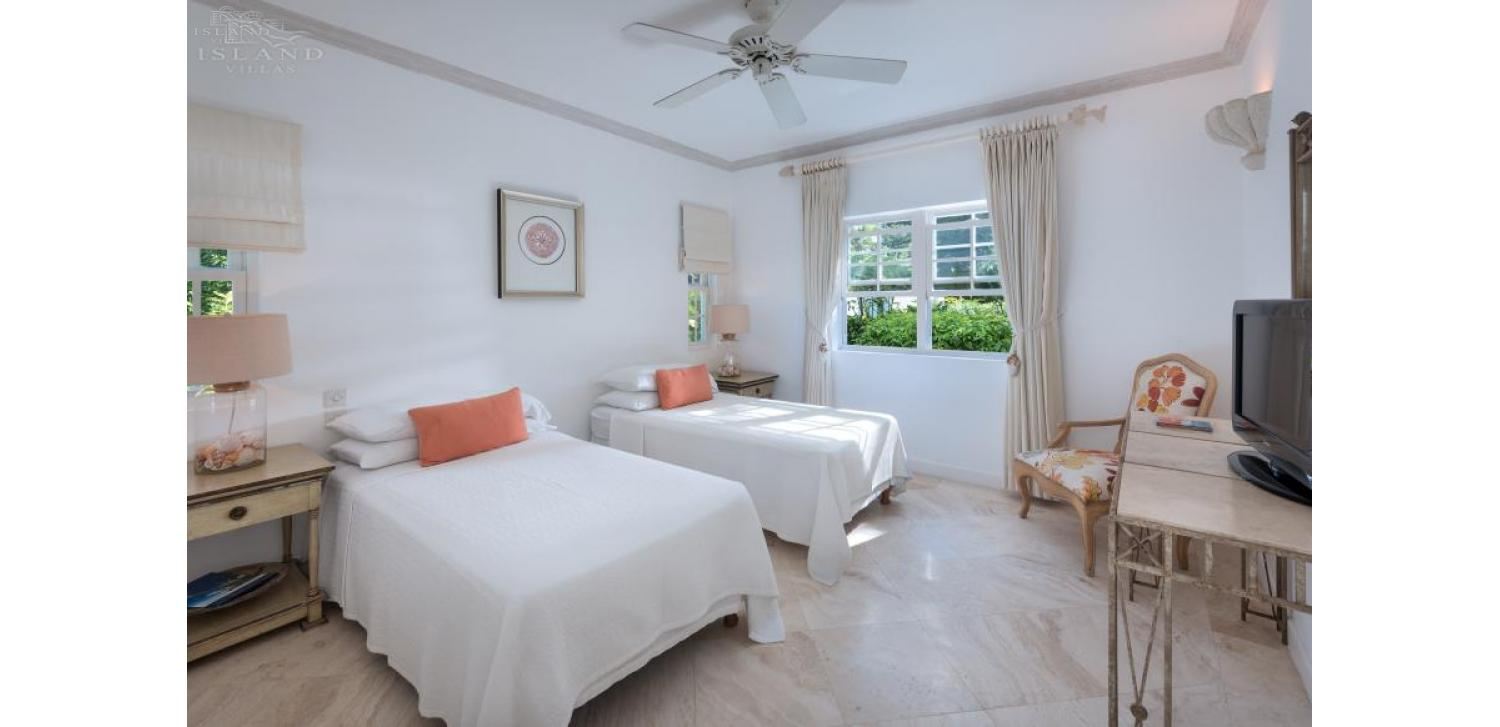 Coconut Grove 1, Spinalonga