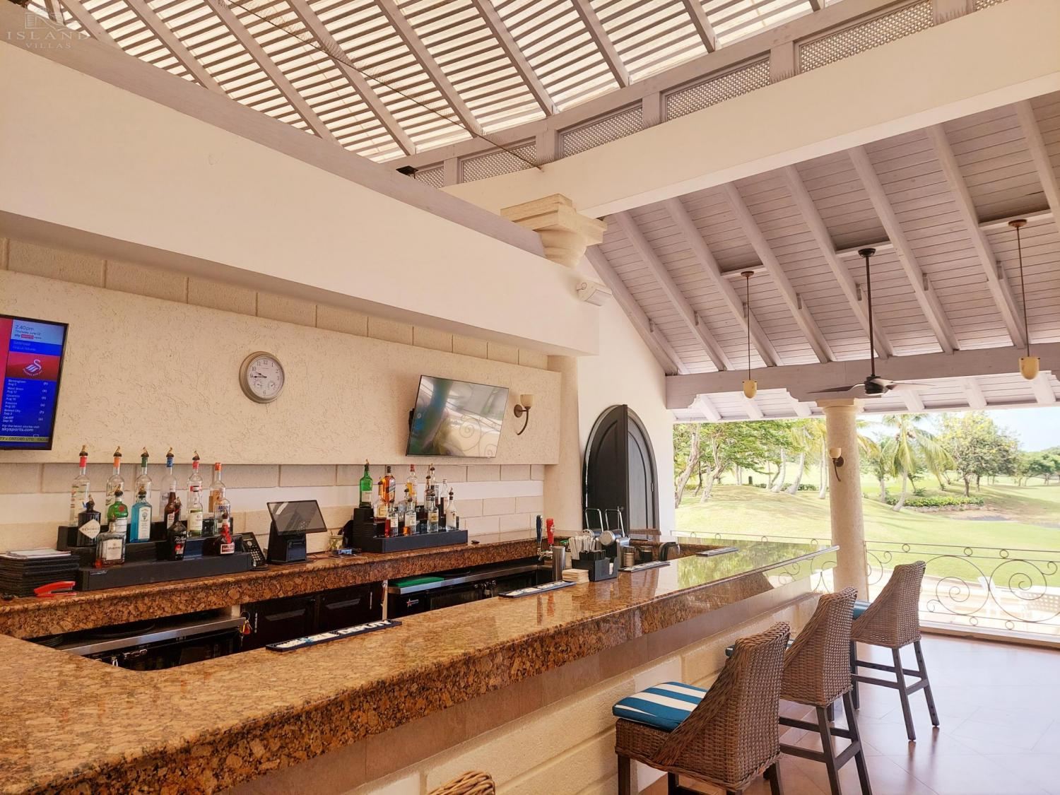 Palm Ridge 10, Benjoli Breeze