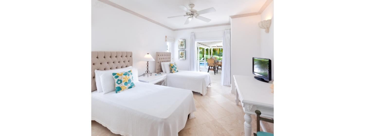 Coconut Grove 1, Spinalonga