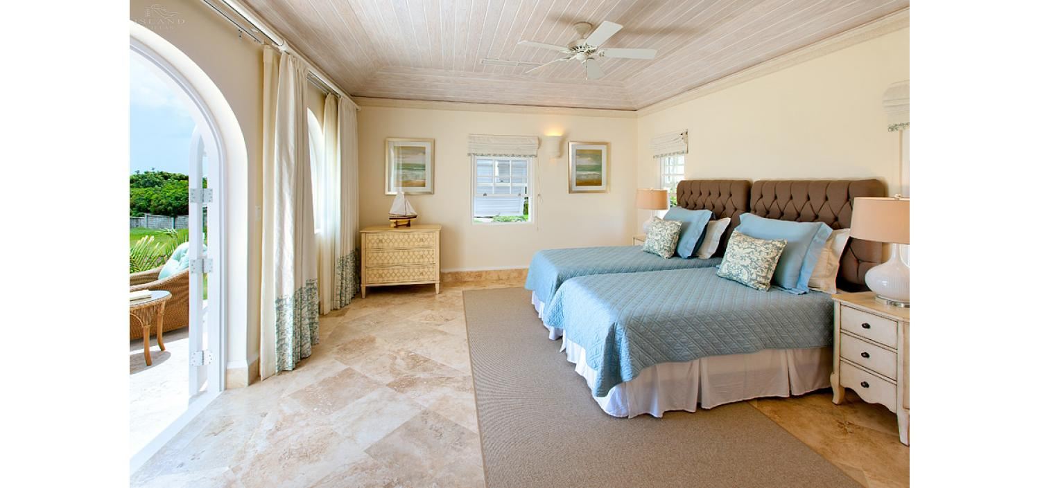 Howzat! - Ocean Drive 14