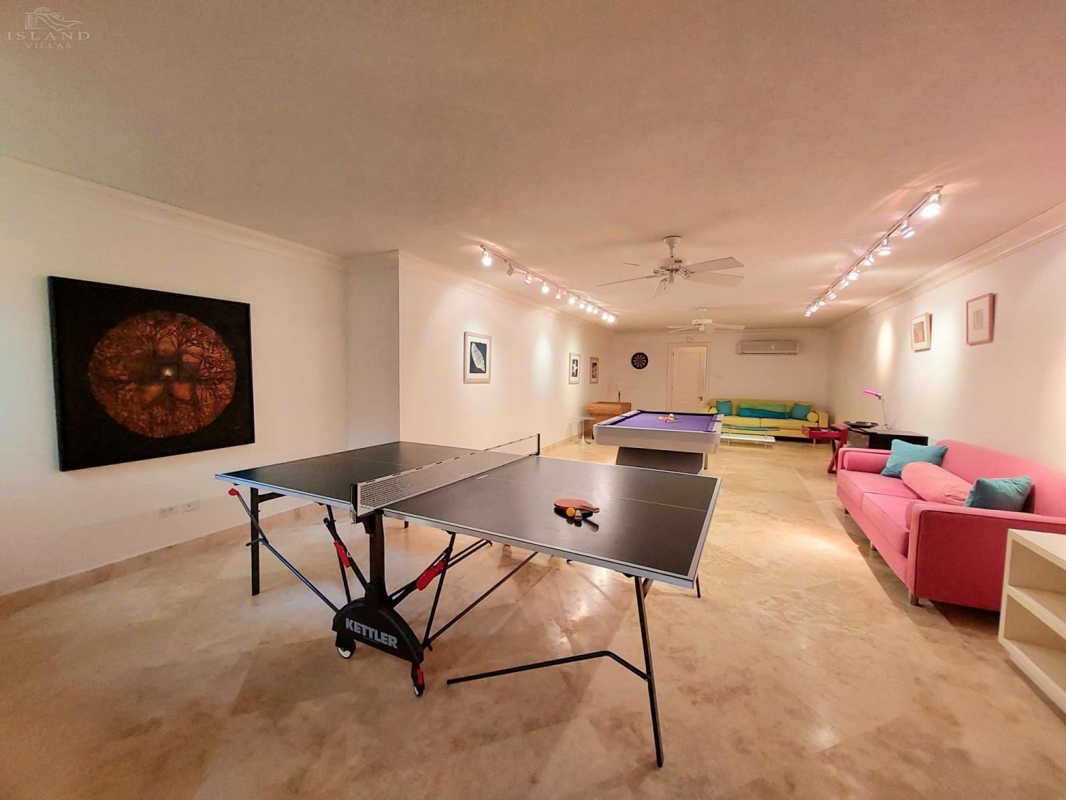 Bananaquit, Sugar Hill