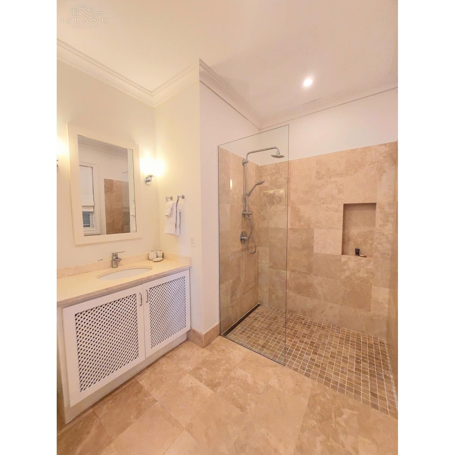 Wild Cane Ridge 5, Gullys Edge