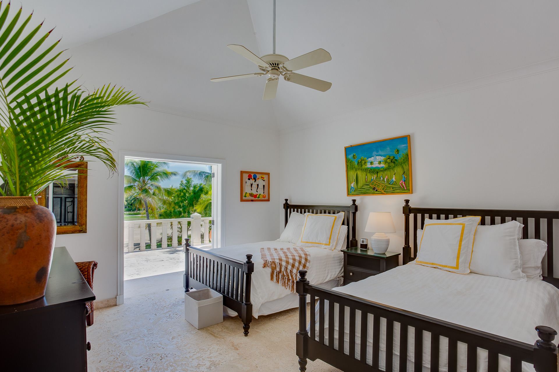 Villa Tortuga Bay B14