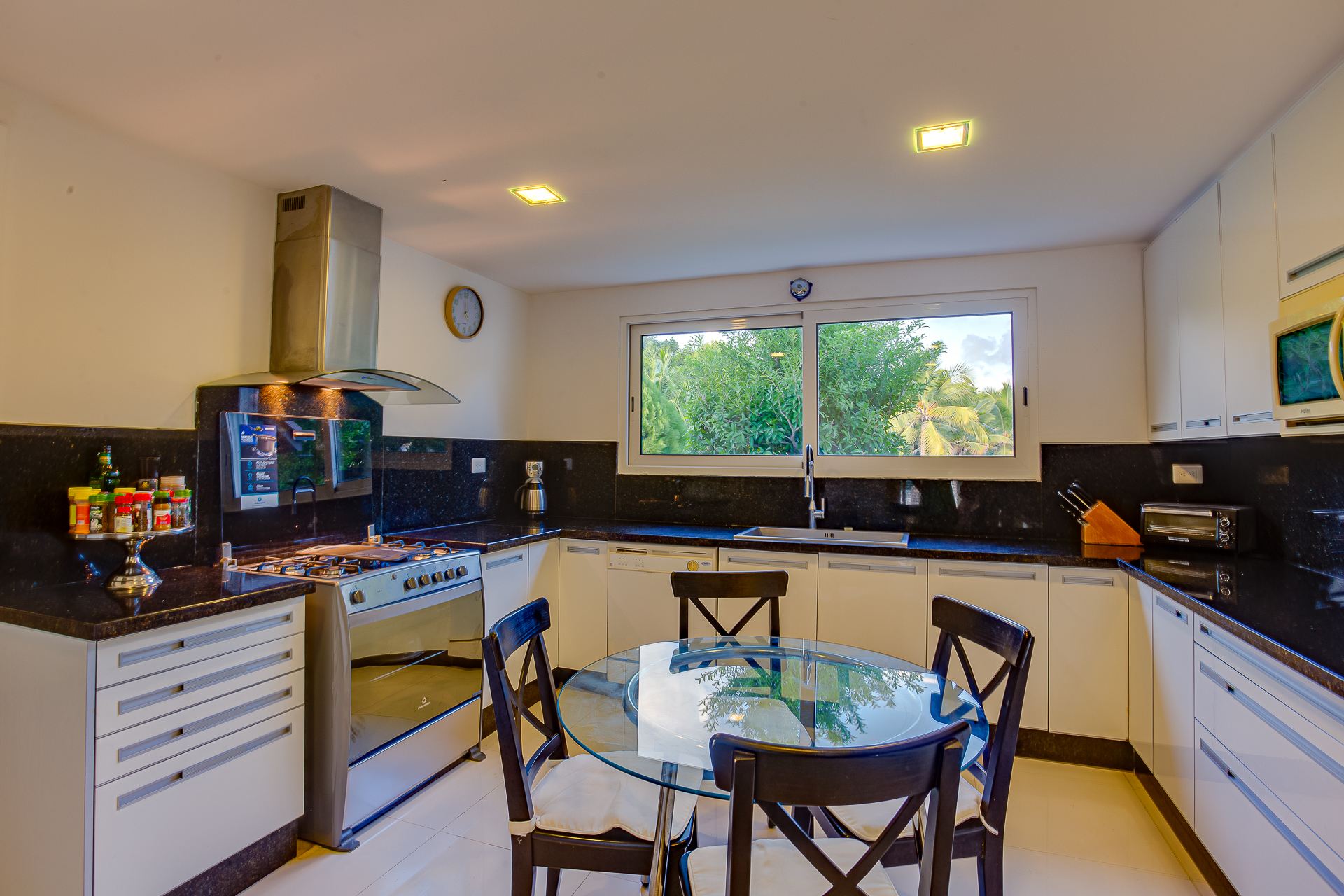 Villa Arrecife 6 Jardines