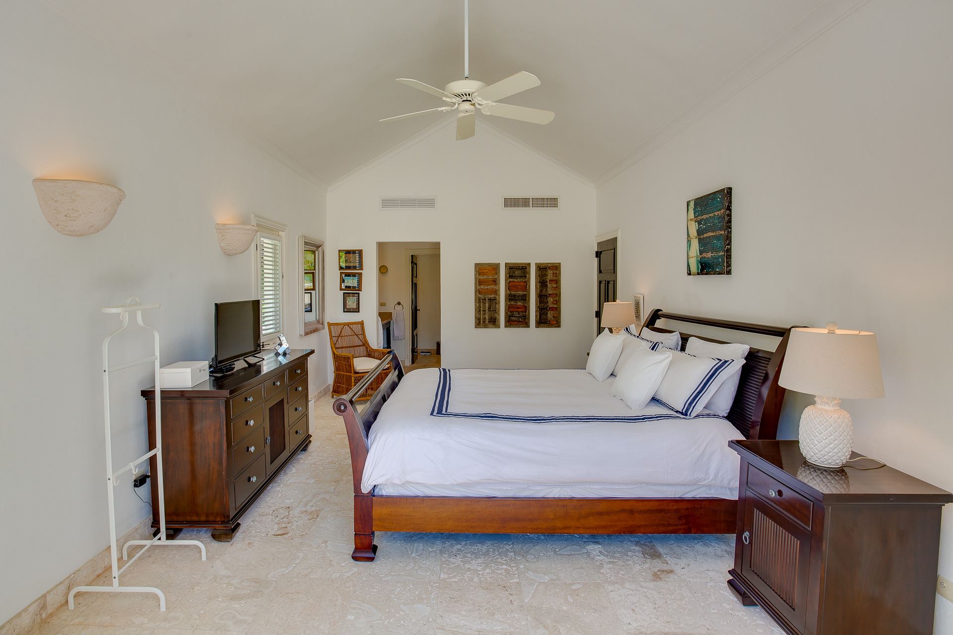 Villa Tortuga Bay B14