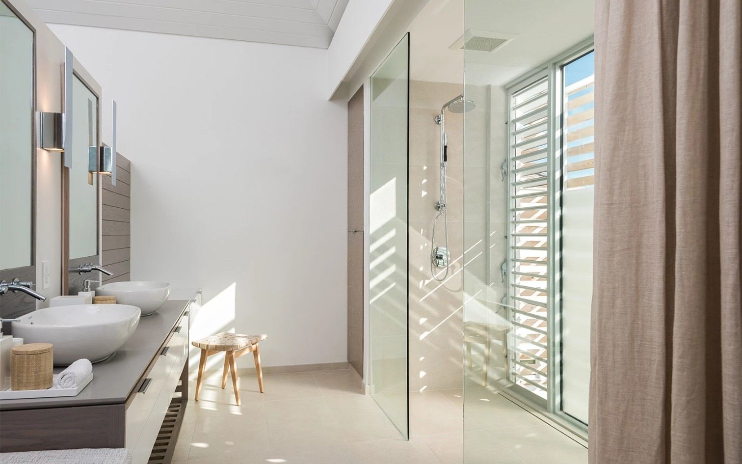 North Shore Enclave - 4 BDR OCEAN VIEW VILLA