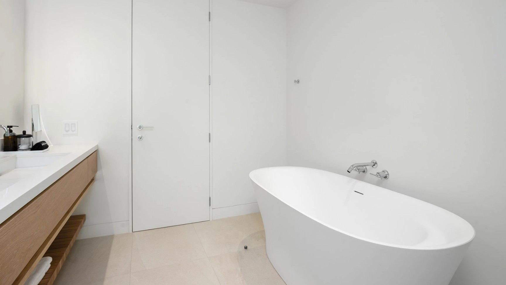 North Shore Enclave - 4 BDR OCEAN FRONT BEACH HOUSE