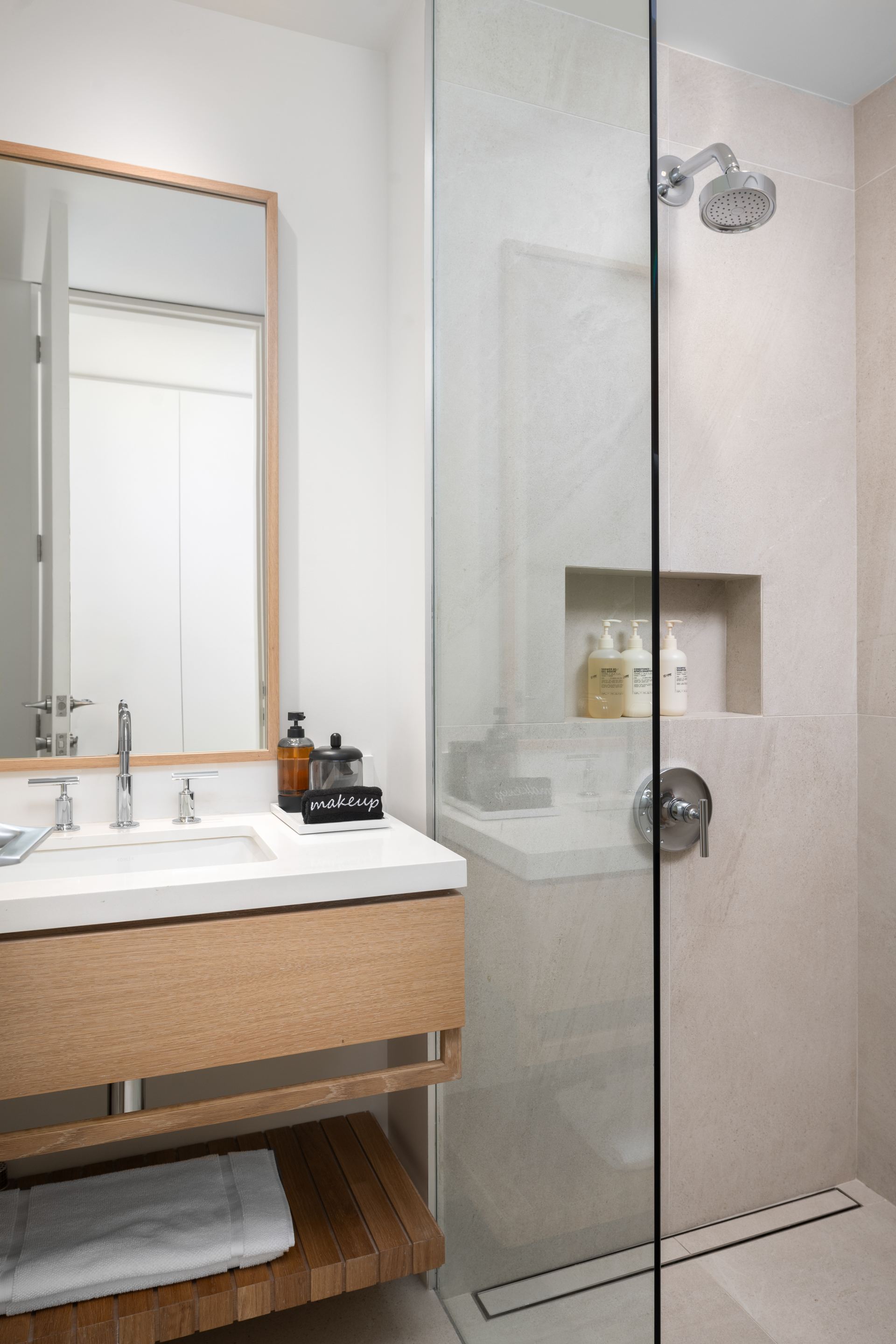 North Shore Enclave - 4 BDR OCEAN FRONT BEACH HOUSE