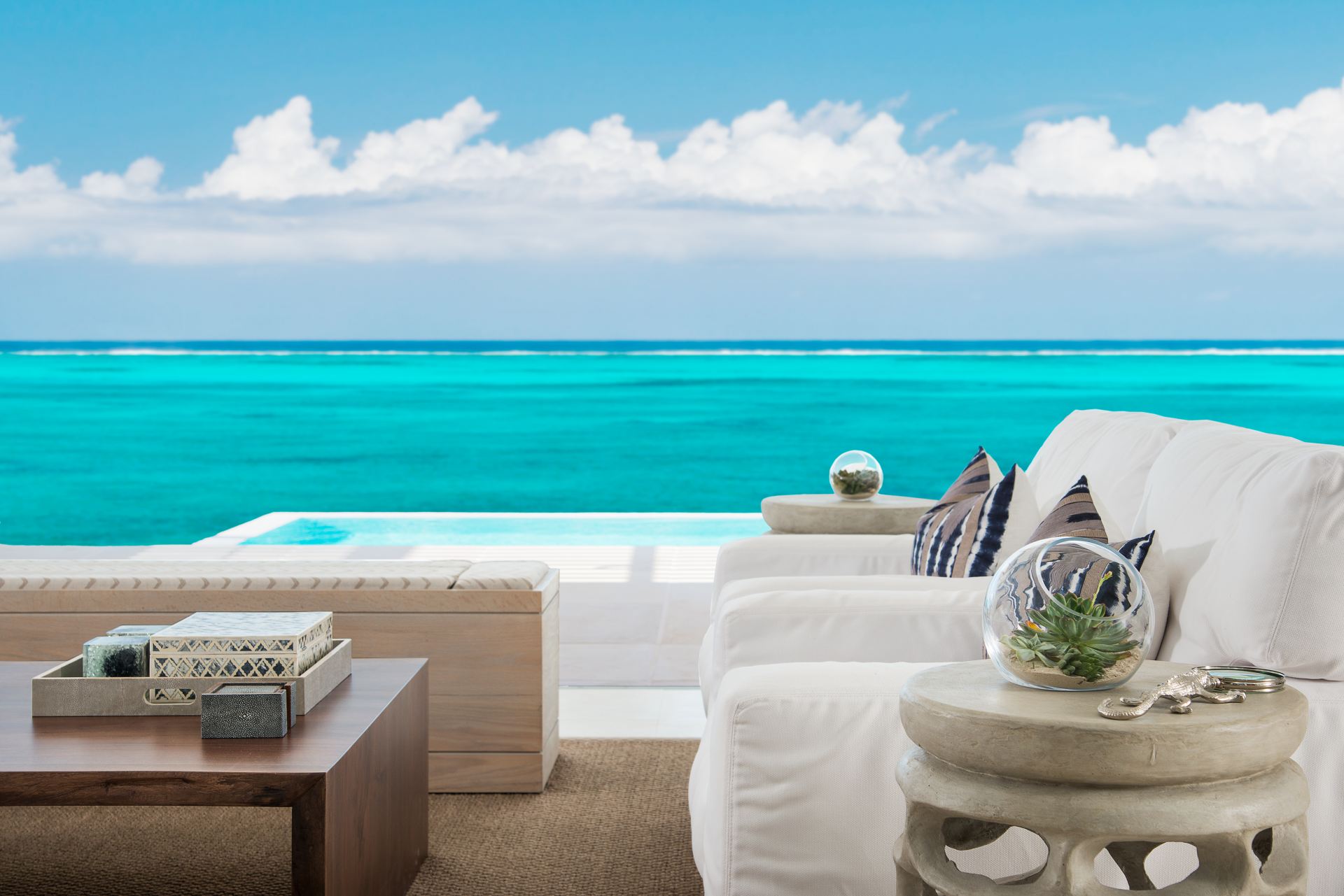 North Shore Enclave - 5 BDR BEACHFRONT VILLA