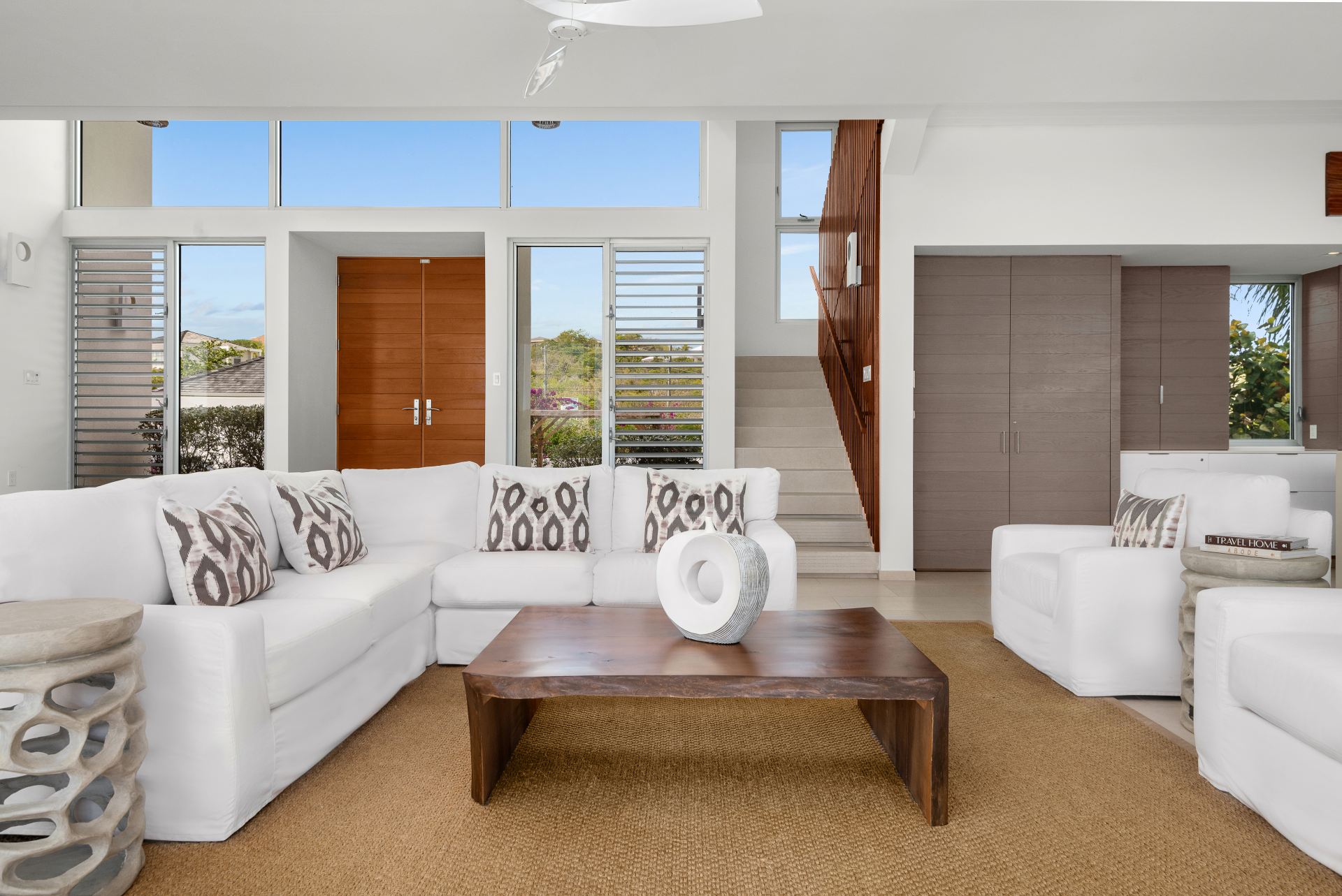 North Shore Enclave - 4 BDR OCEAN VIEW VILLA