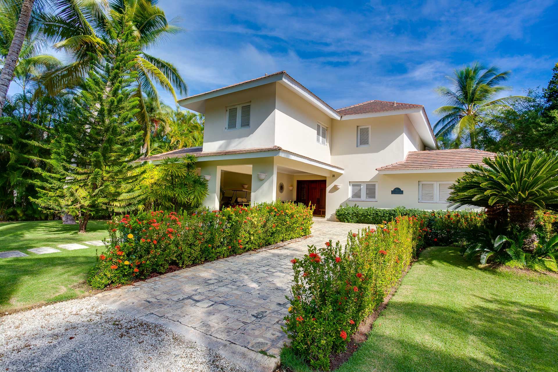 Villa Tortuga Bay B14