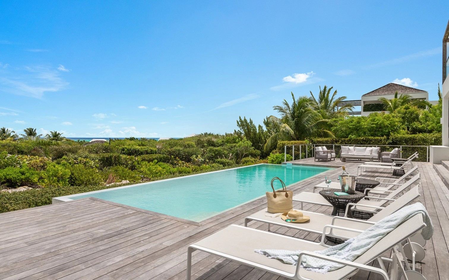 North Shore Enclave - 5 BDR OCEAN VIEW VILLA