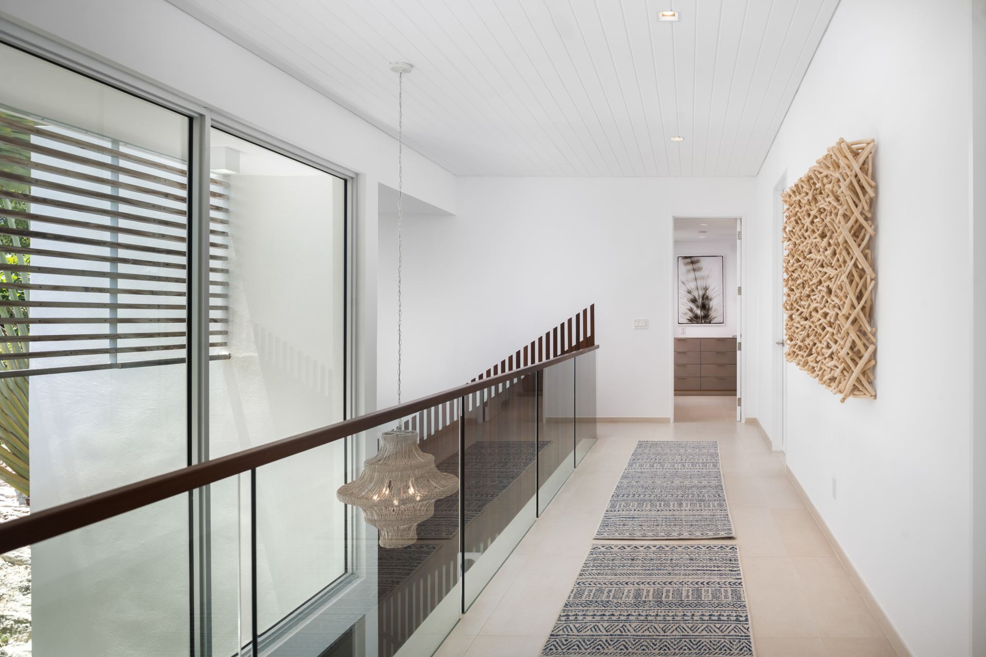 North Shore Enclave - 4 BDR BEACHFRONT VILLA