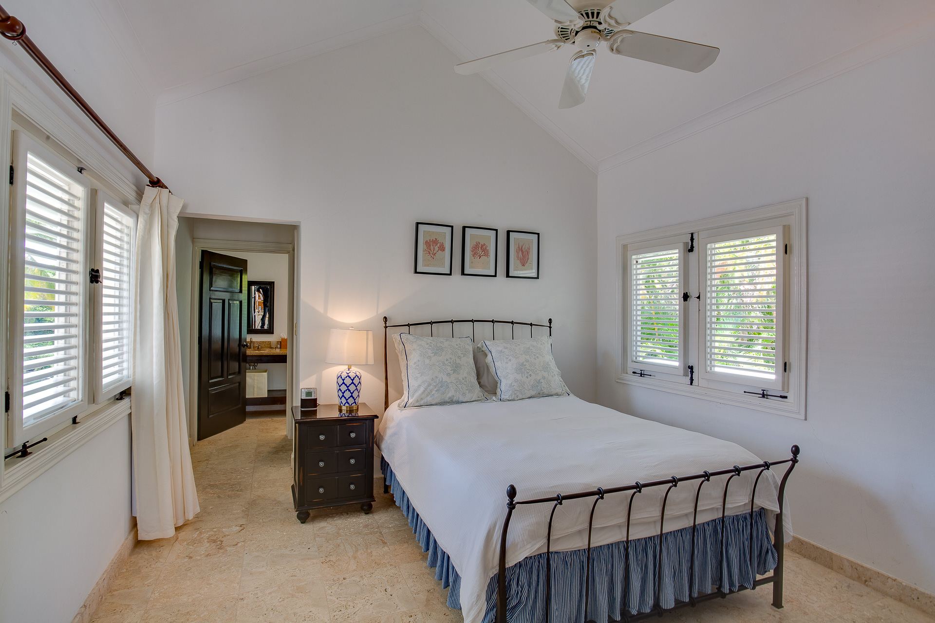 Villa Tortuga Bay B14