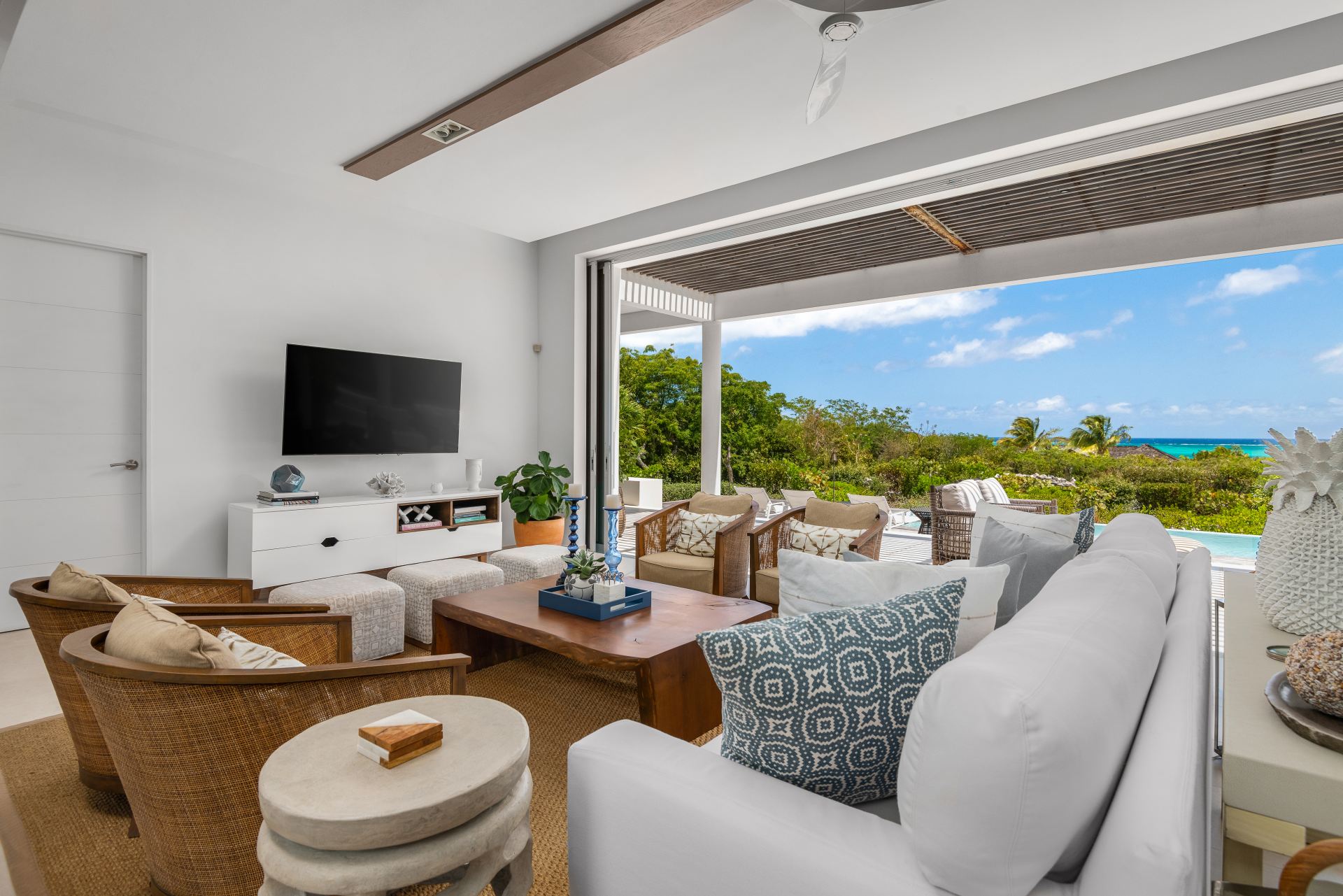 North Shore Enclave - 5 BDR OCEAN VIEW VILLA