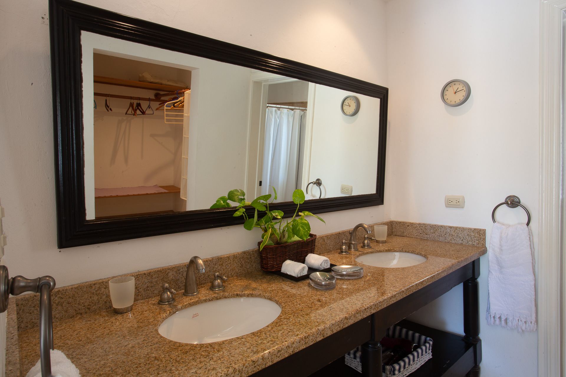 Villa Tortuga Bay B14