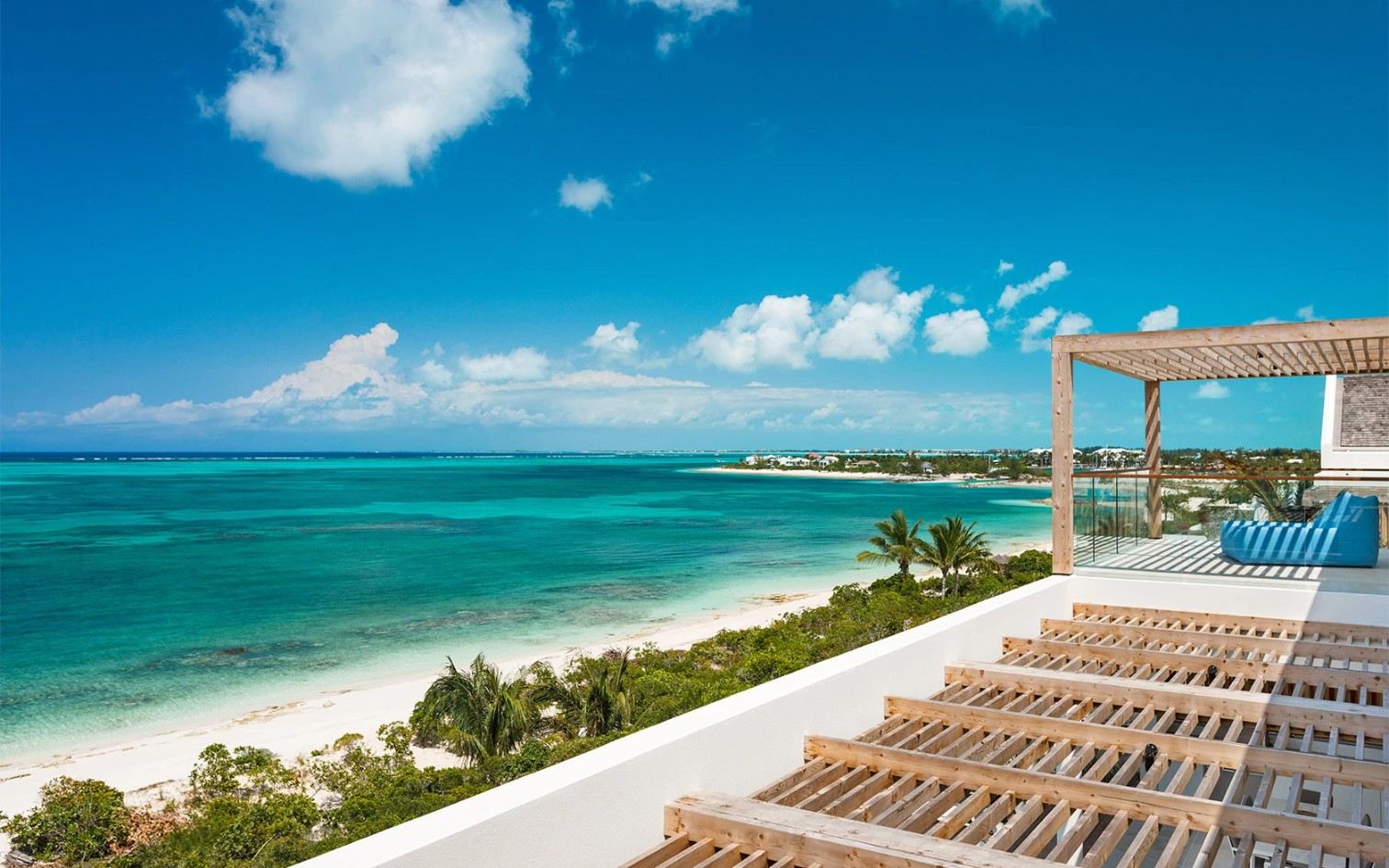 North Shore Enclave - 5 BDR BEACHFRONT VILLA