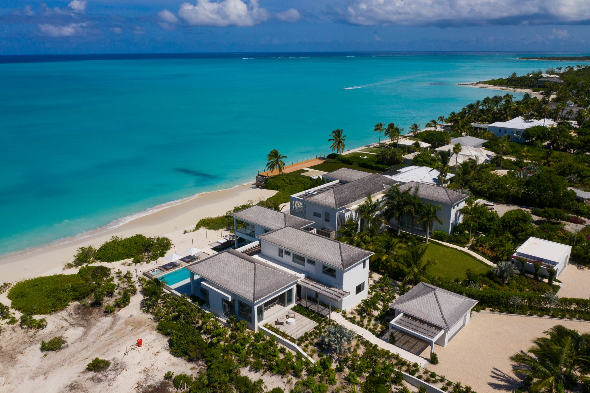Grace Bay Enclave - 5 BDR BEACHFRONT VILLA