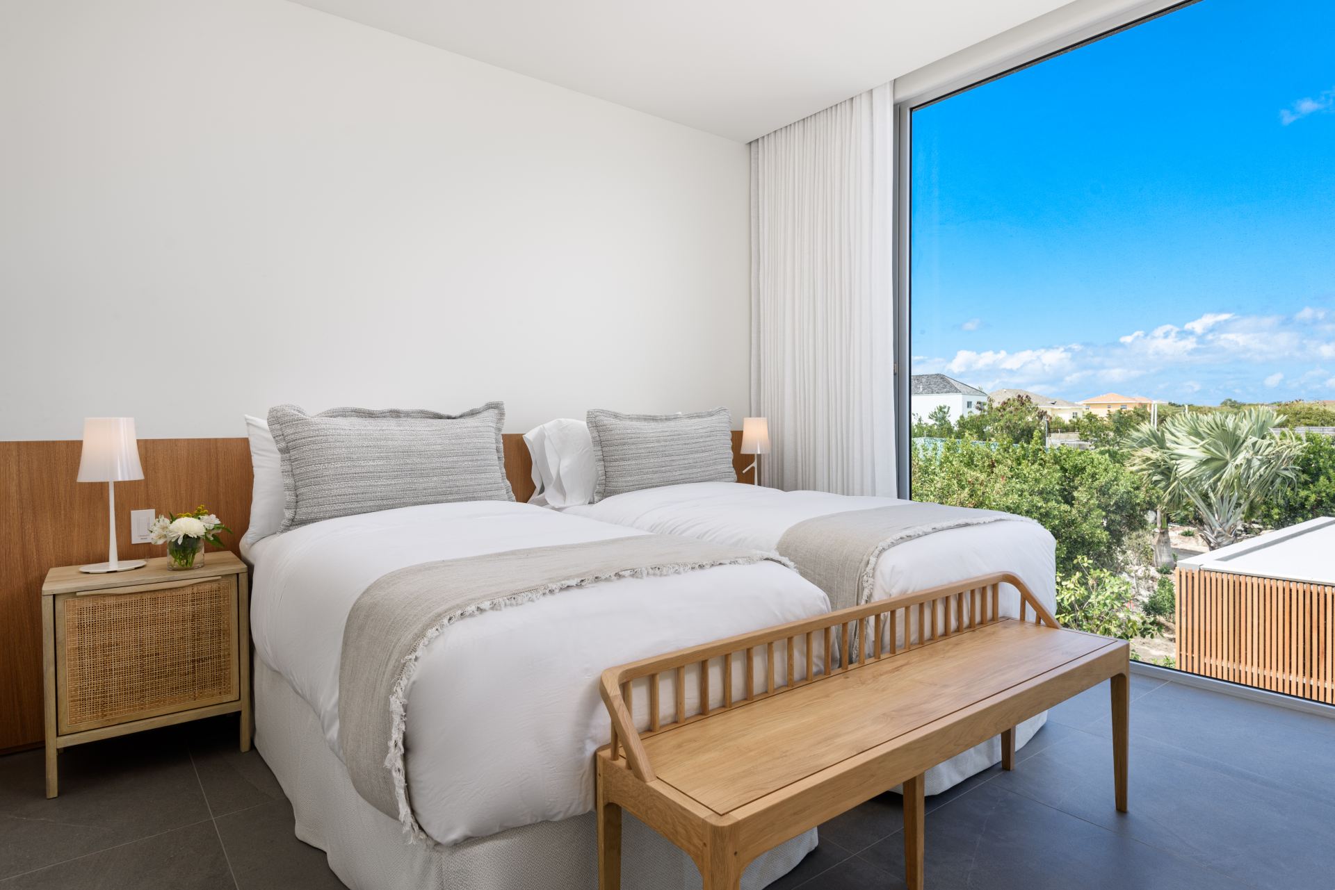 Long Bay Enclave - 2 BDR BEACHFRONT BEACH HOUSE