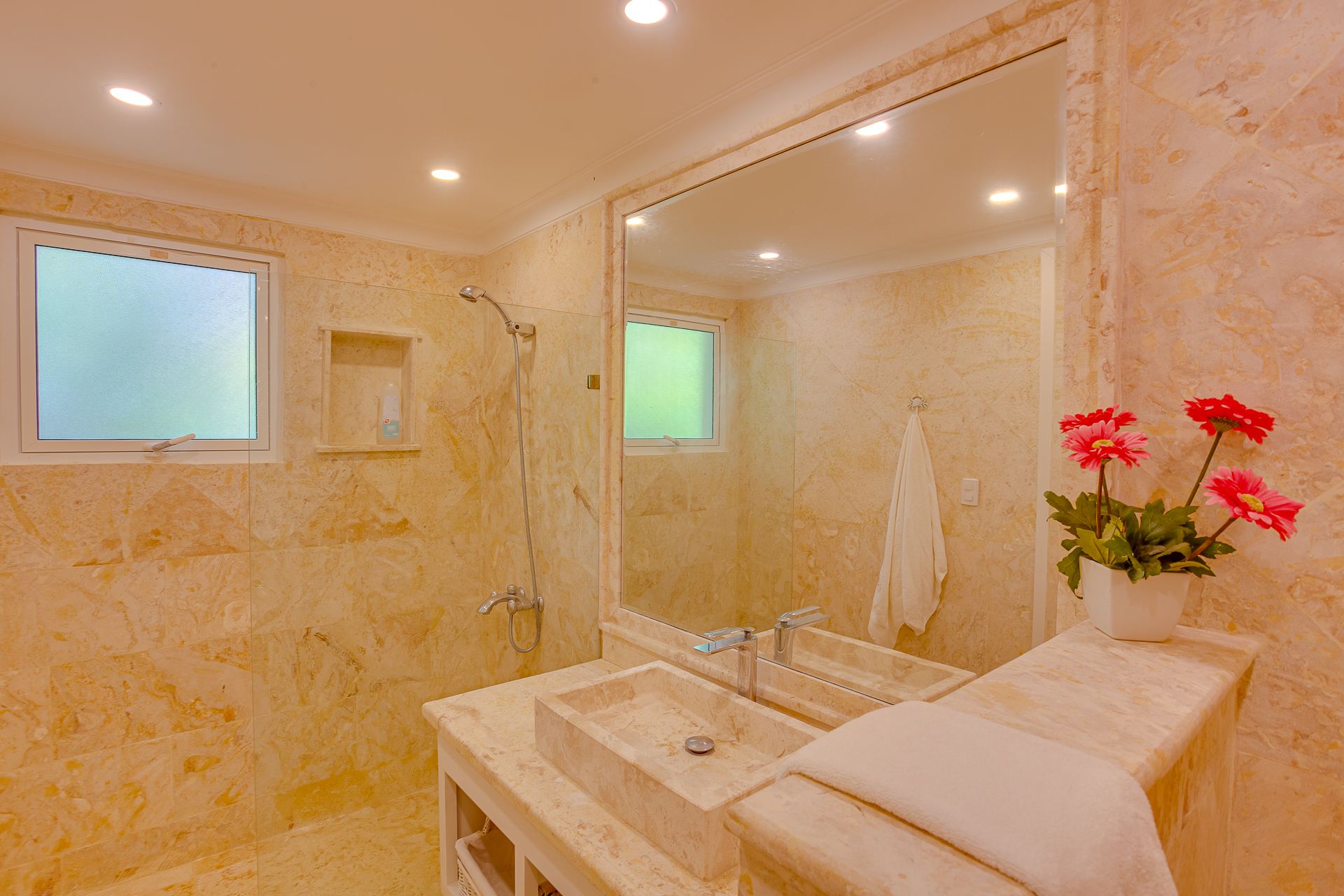 Villa Marcela Tortuga Bay B48