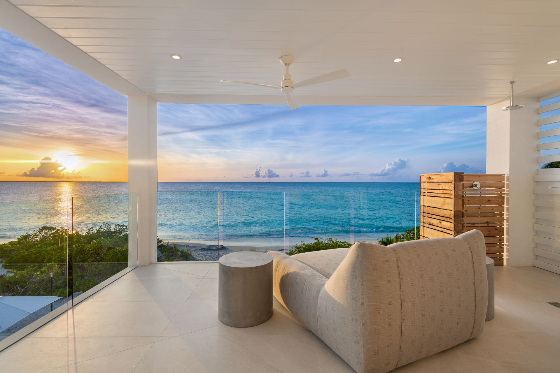 Grace Bay Enclave - 5 BDR BEACHFRONT VILLA