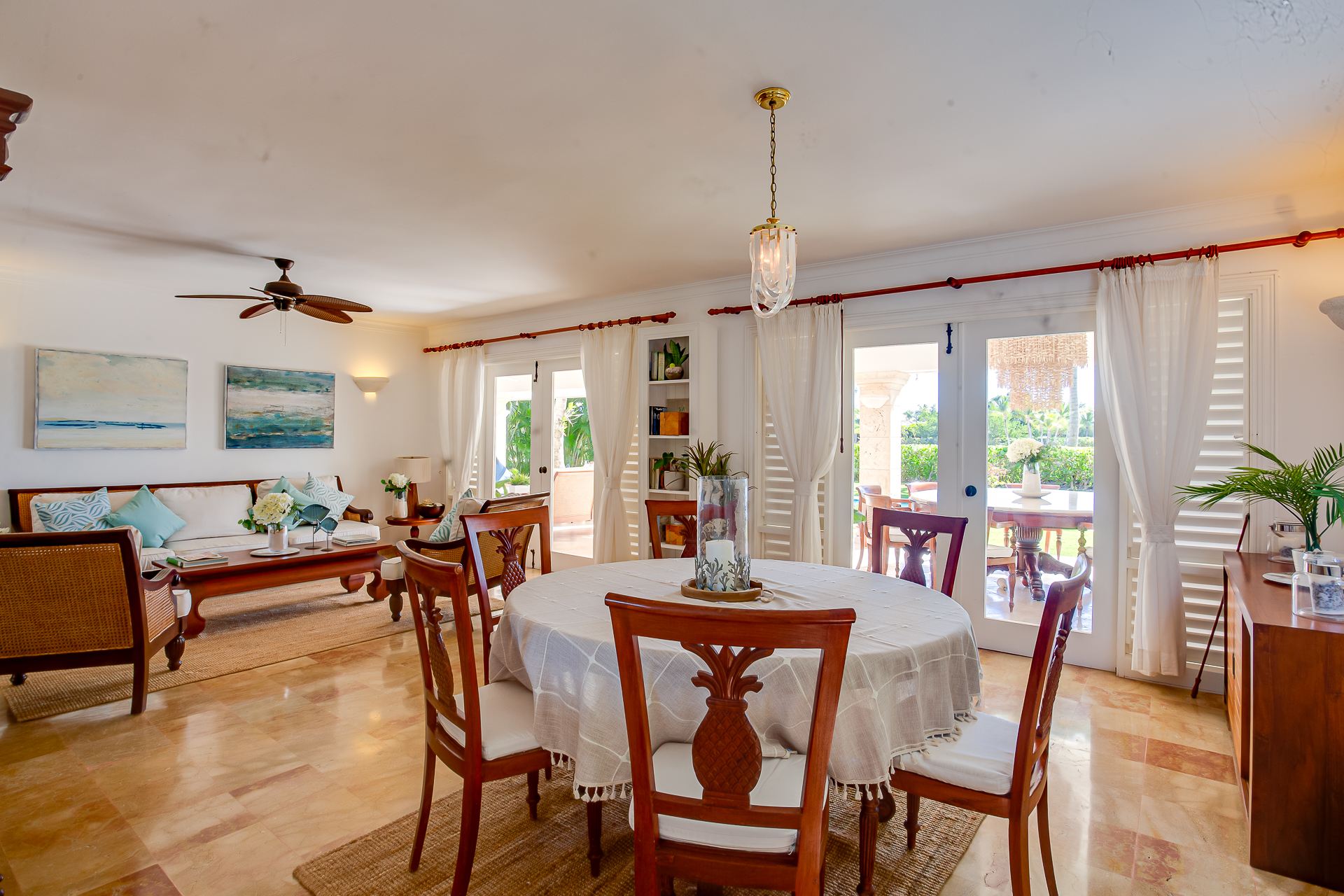 Villa Tortuga Bay B6