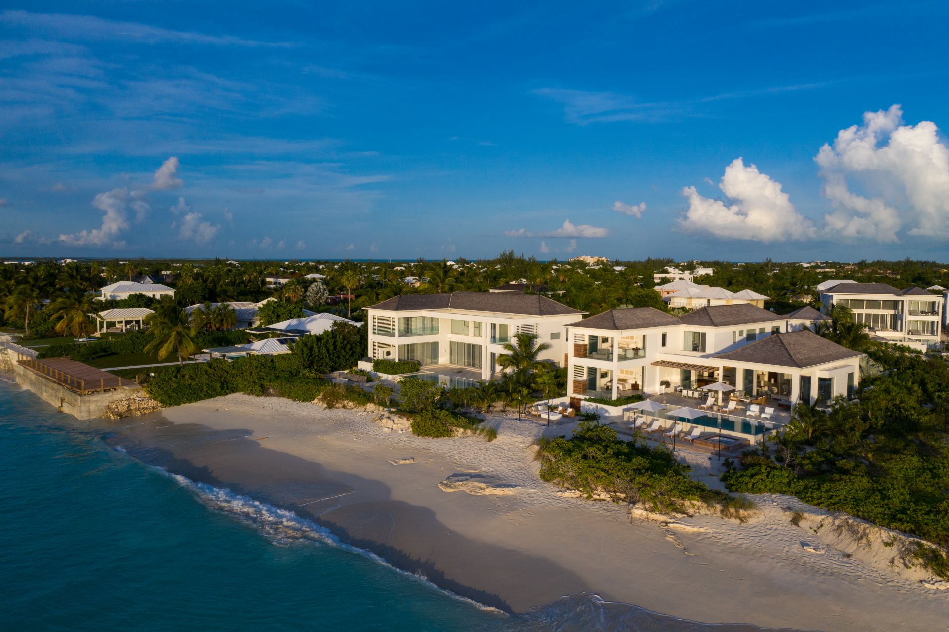 Grace Bay Enclave - 5 BDR BEACHFRONT VILLA