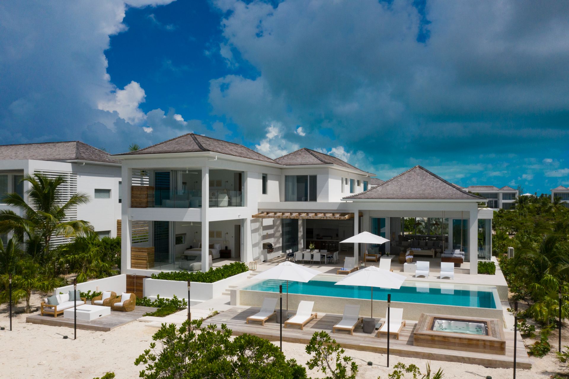 Grace Bay Enclave - 5 BDR BEACHFRONT VILLA