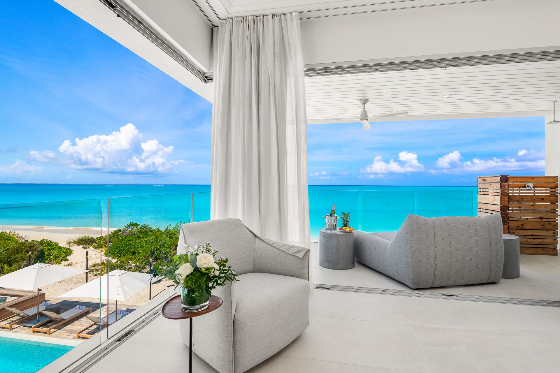 Grace Bay Enclave - 5 BDR BEACHFRONT VILLA