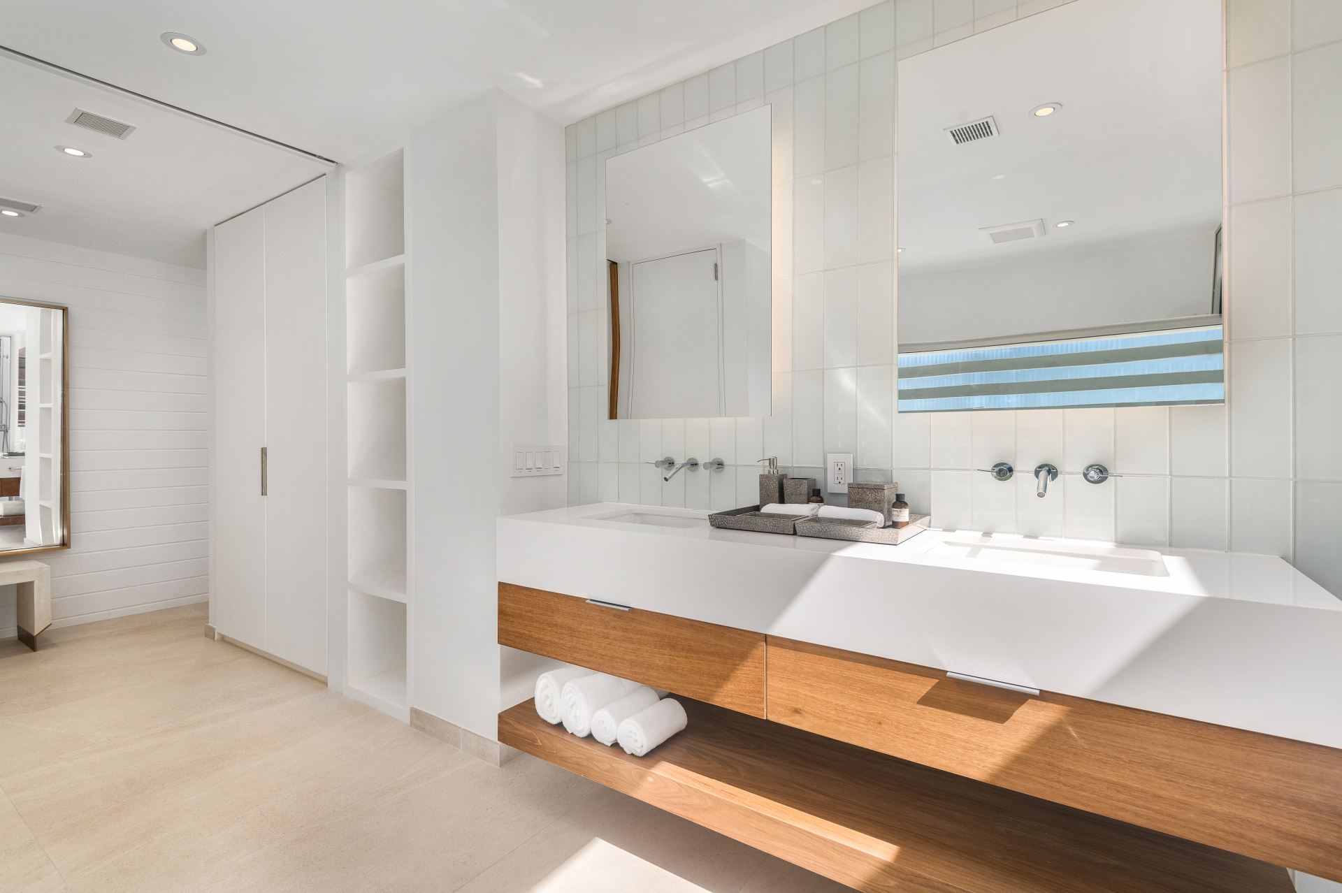 Grace Bay Enclave - 6 BDR PREMIUM OCEAN VIEW VILLA