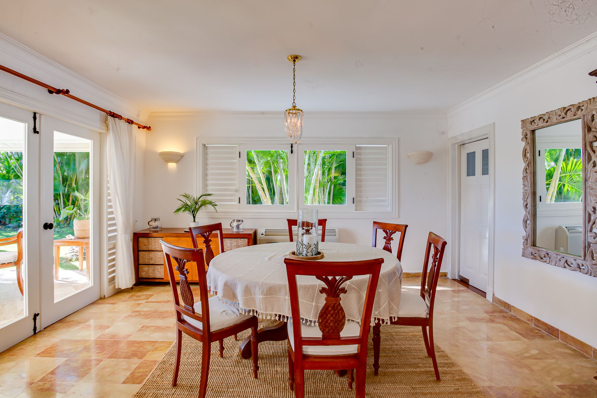 Villa Tortuga Bay B6