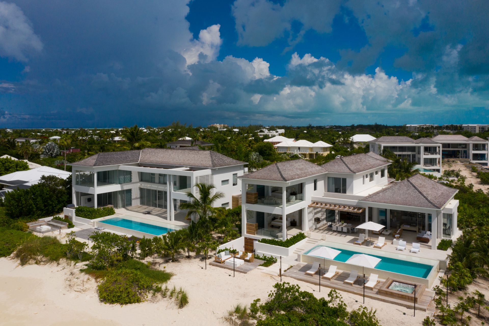 Grace Bay Enclave - 5 BDR BEACHFRONT VILLA