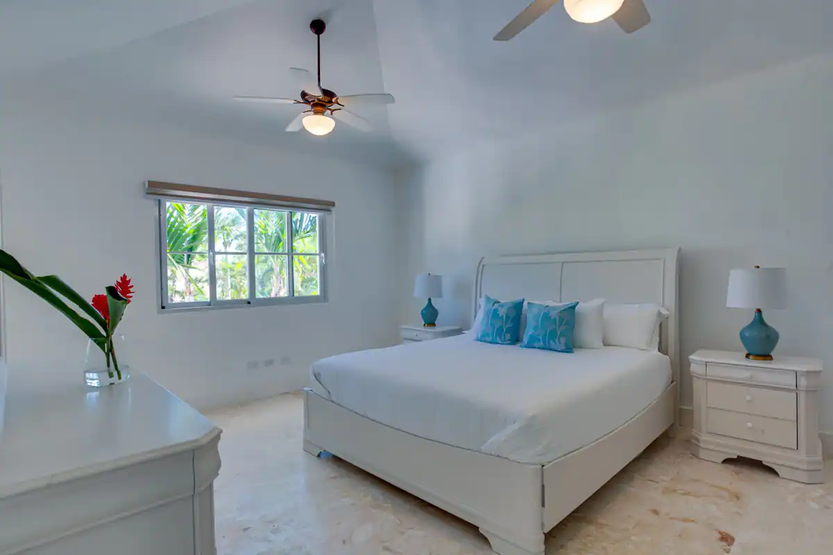 Villa Tortuga Bay B50