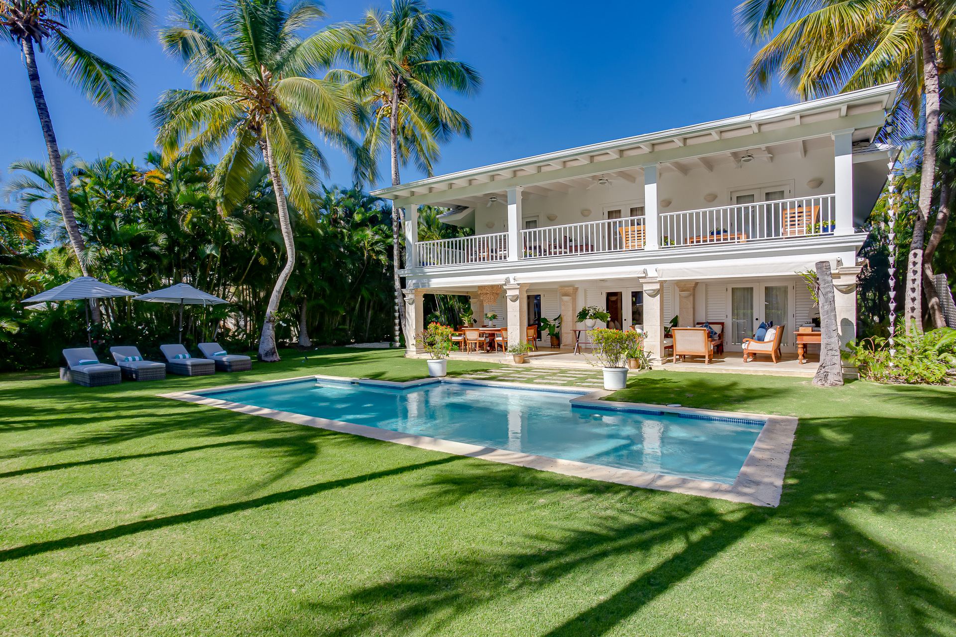 Villa Tortuga Bay B6