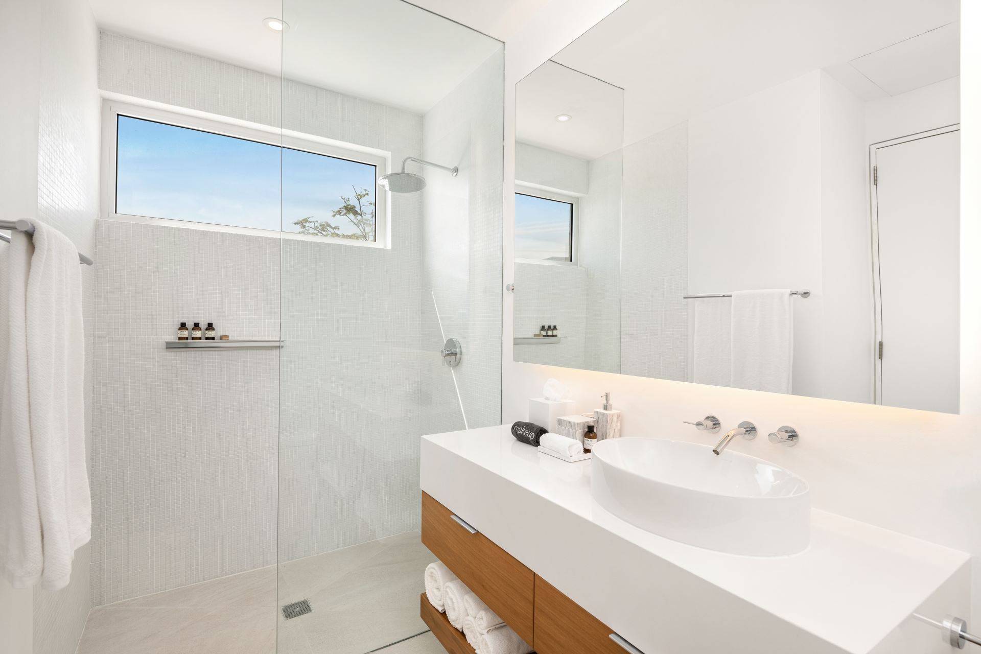 Grace Bay Enclave - 5 BDR OCEAN VIEW VILLA