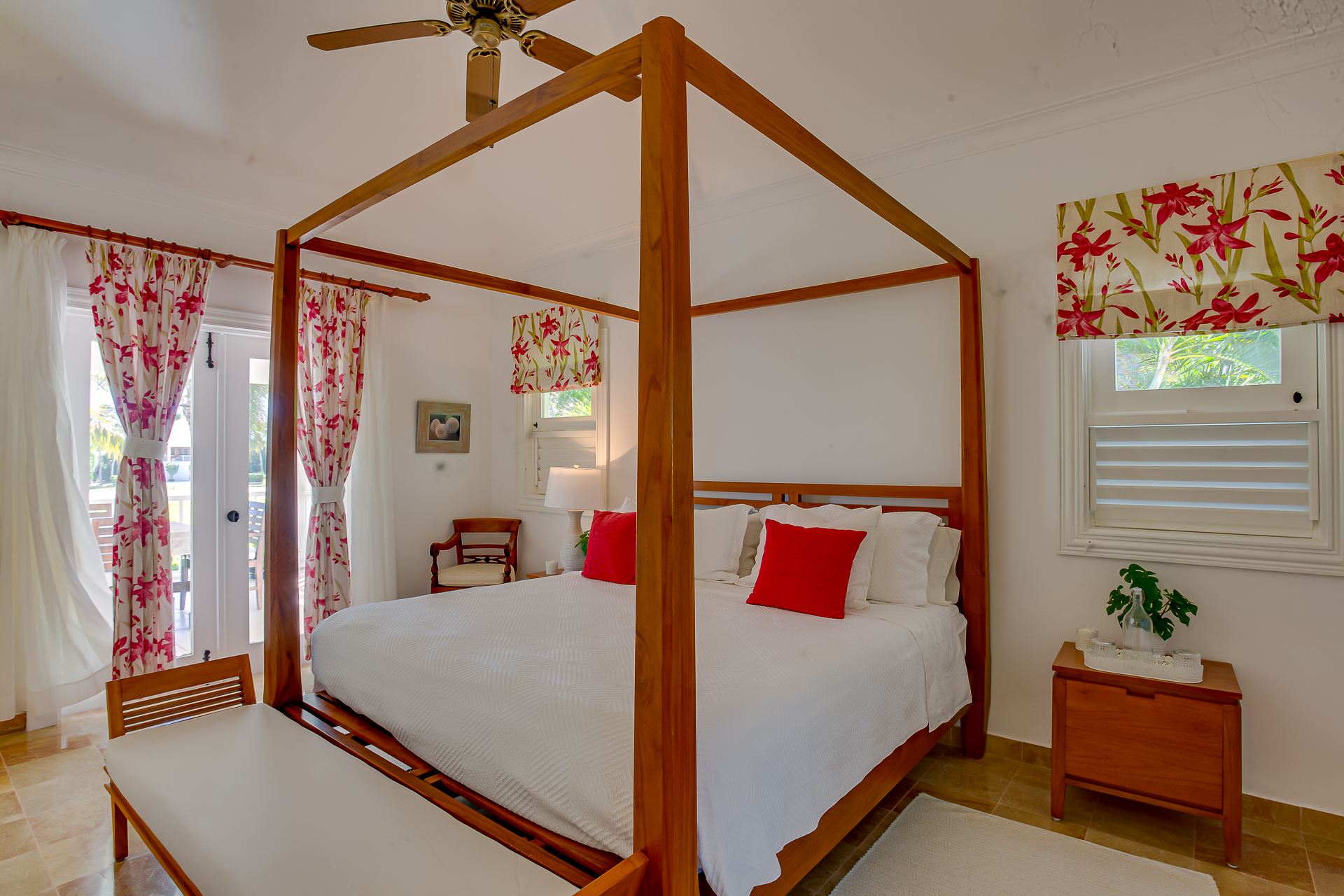 Villa Tortuga Bay B6