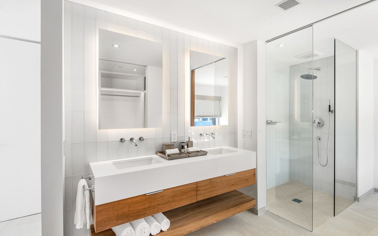 Grace Bay Enclave - 6 BDR PREMIUM OCEAN VIEW VILLA