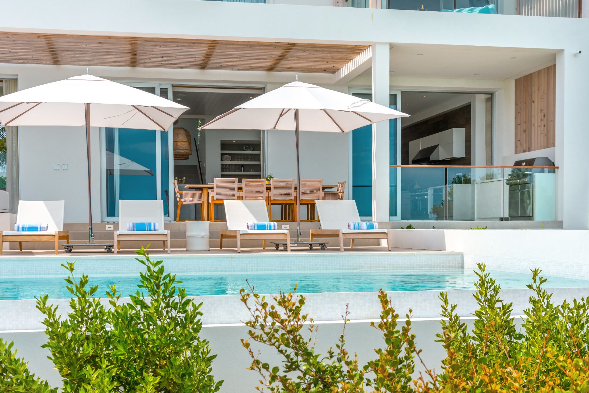 Long Bay Enclave - 6 BDR BEACHFRONT VILLA