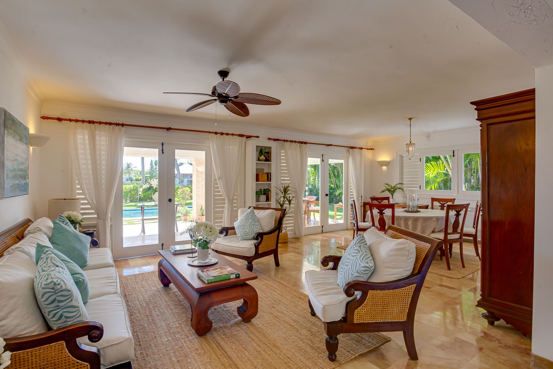 Villa Tortuga Bay B6