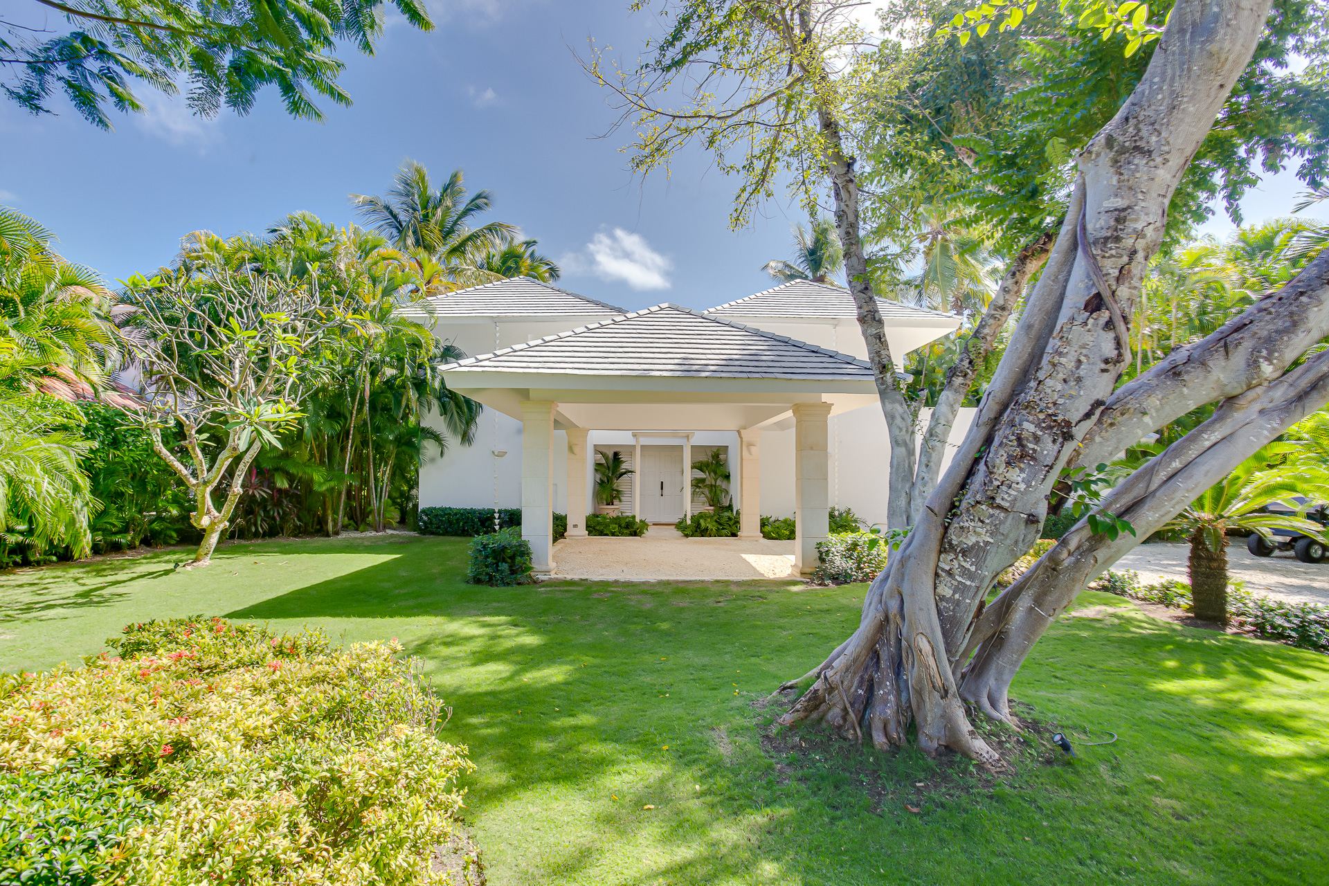 Villa Tortuga Bay B6