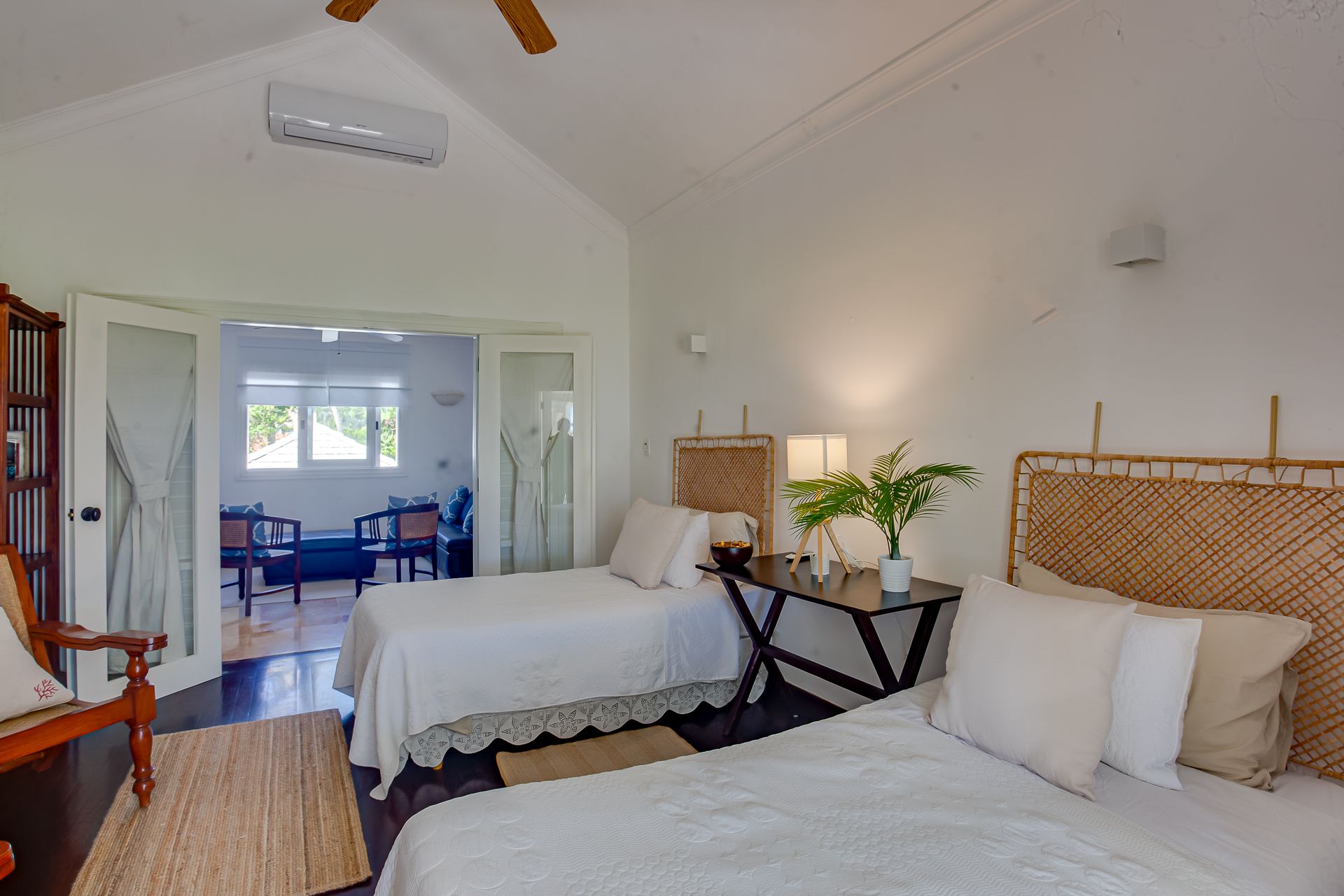 Villa Tortuga Bay B6