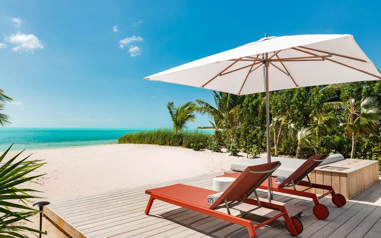 Long Bay Enclave - 2 BDR BEACHFRONT BEACH HOUSE