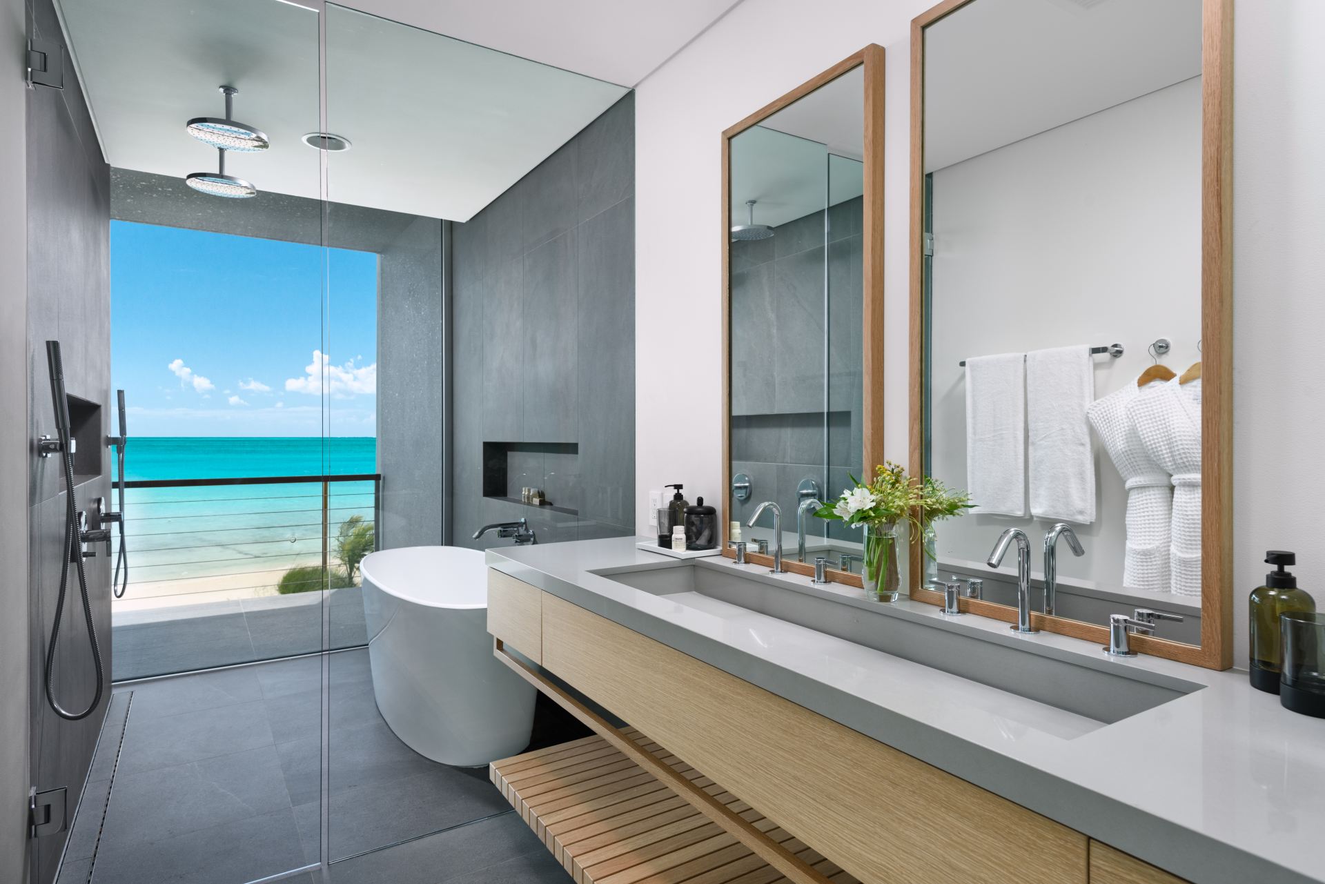 Long Bay Enclave - 4 BDR BEACH HOUSE