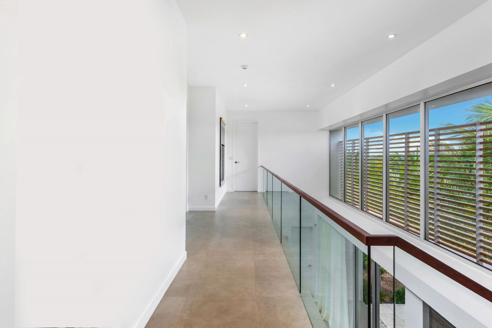 Long Bay Enclave - 6 BDR BEACHFRONT VILLA