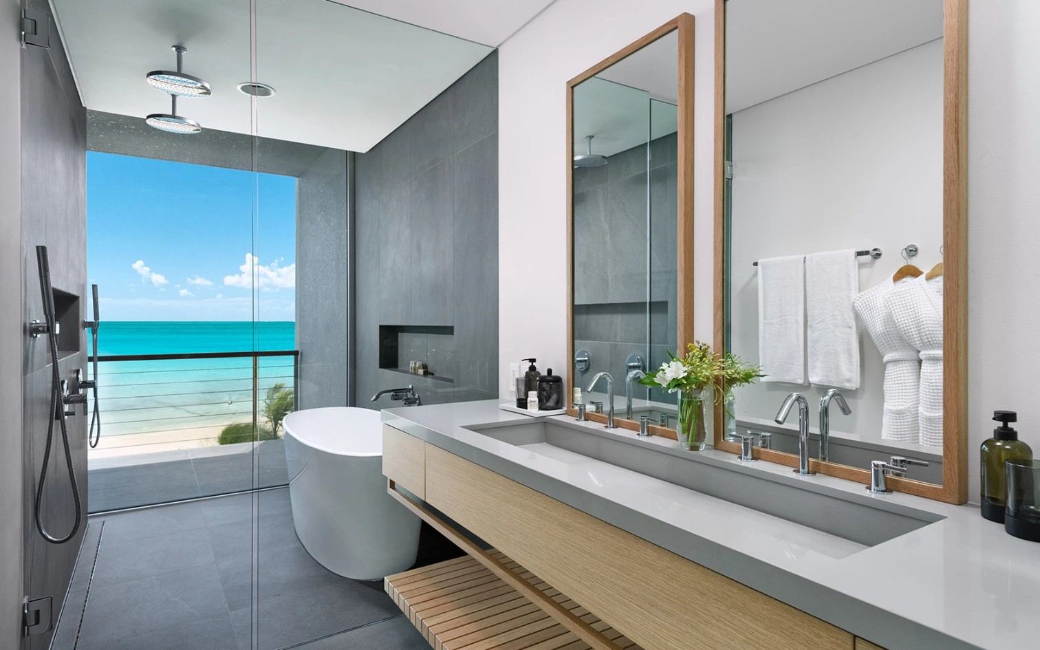 Long Bay Enclave - 2 BDR BEACHFRONT BEACH HOUSE