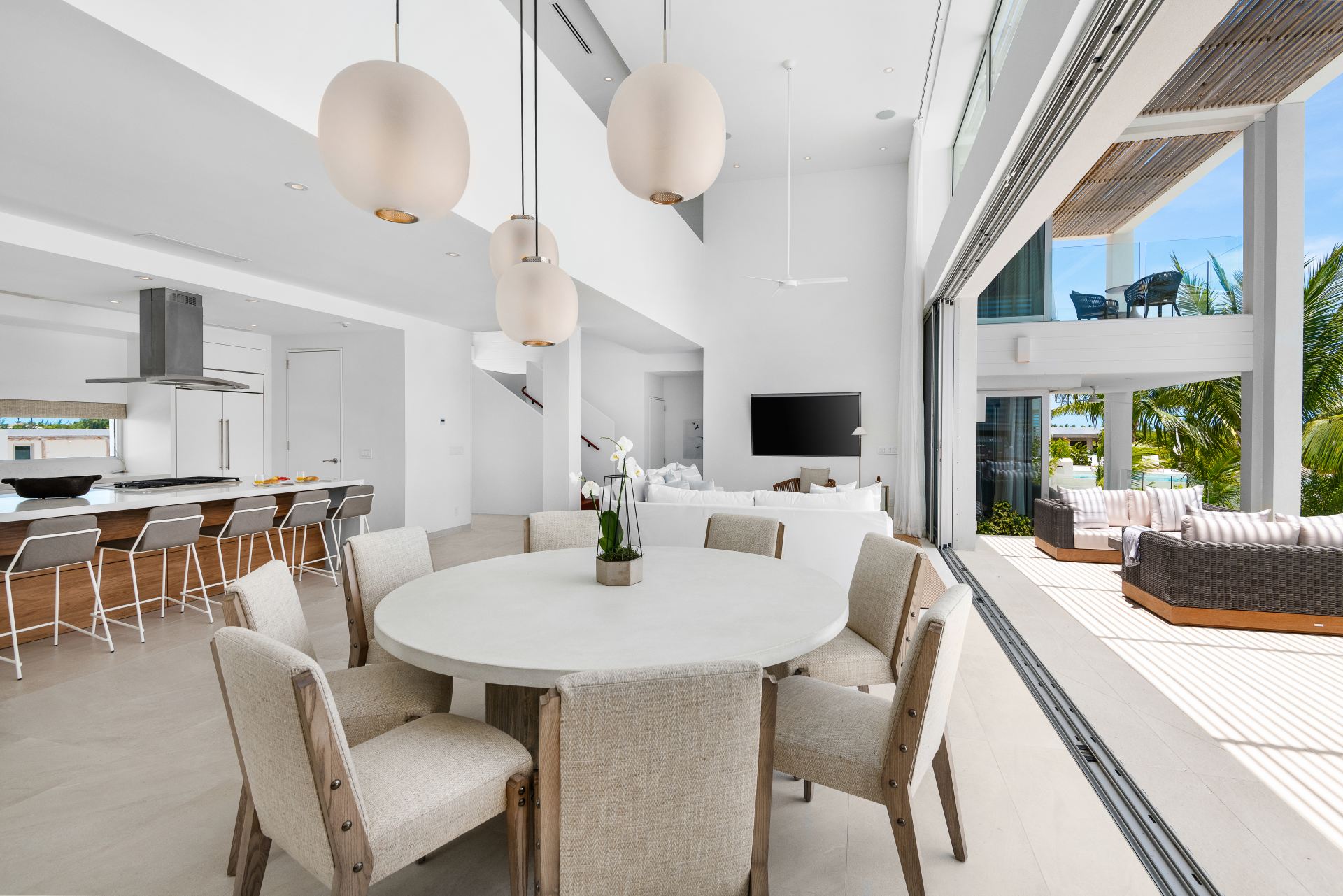 Grace Bay Enclave - 4 BDR OCEAN VIEW VILLA